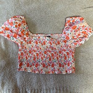 Floral crop top size large